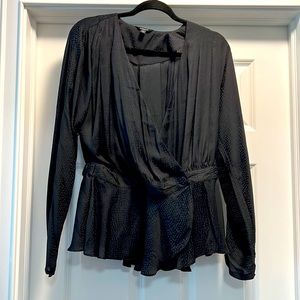 Black long sleeve express blouse